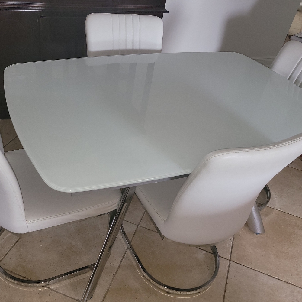 Dining Set - image 2